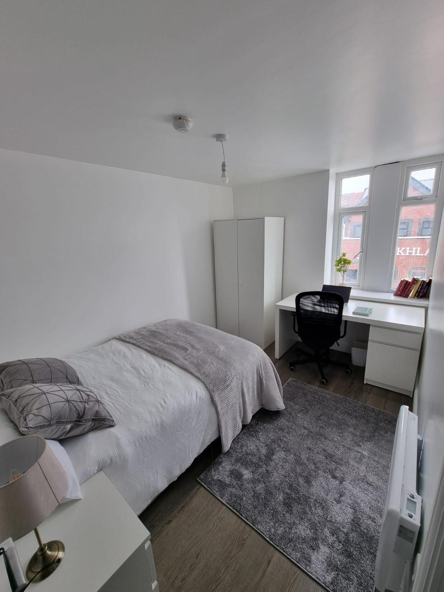 Modern Guesthouse, Fast Wi-Fi, Street Free Parking, Central, Fully Equipped Cardiff Ruang foto